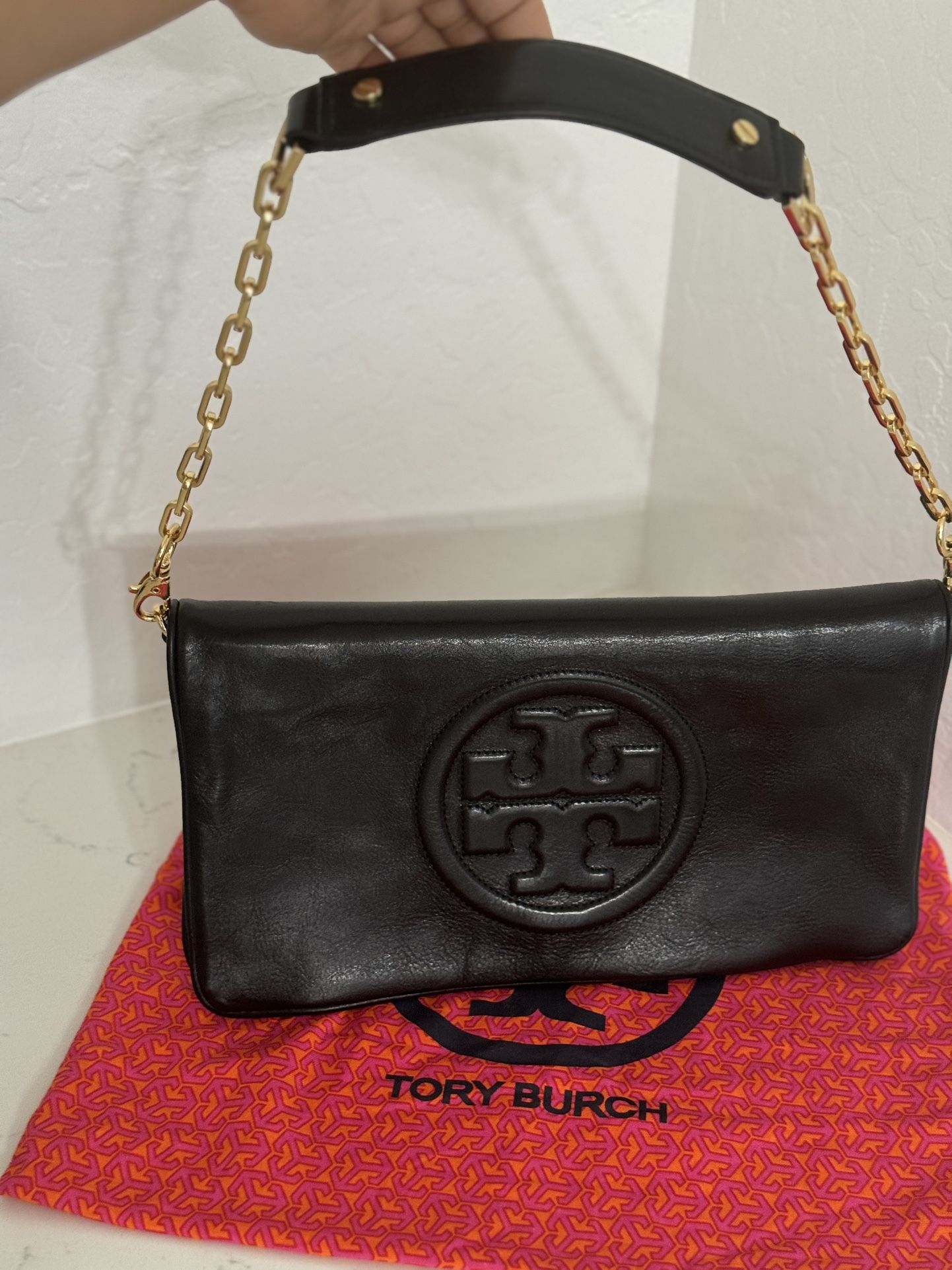 Tory burch Luggage Black Leather Bombé Reva Clutch