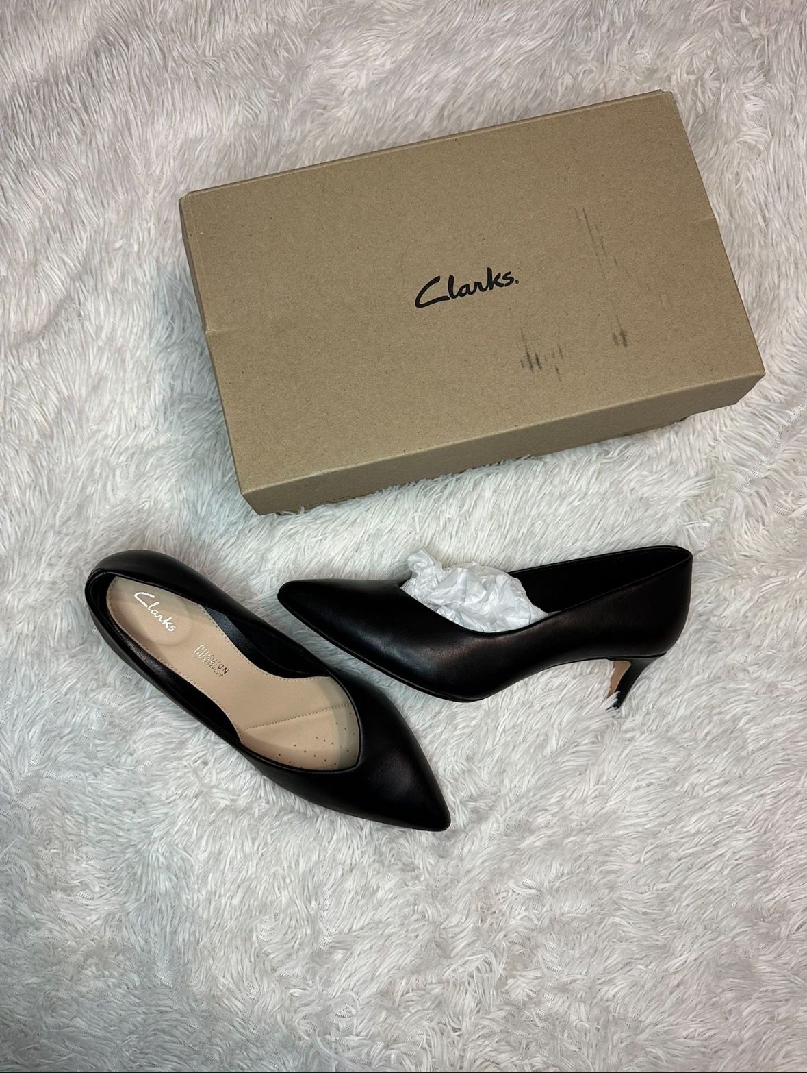 Clarks black Leather Heels 6.5