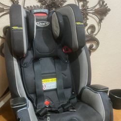 NICE! Graco child safety Seat