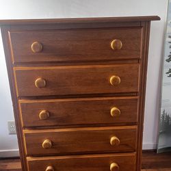 Light Brown-Blonde Wood Dresser Bureau Chest