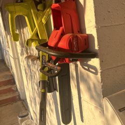 Milwaukee Fuel Chainsaw 
