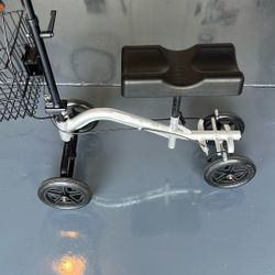 Knee Scooter 