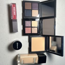 Makeup Bundle With Foundation Lip Gloss’s Eyeshadow Palett And More 