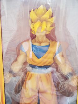Dragon Ball Z Xplus Gigantic Series SUPER SAIYAN SON GOKU