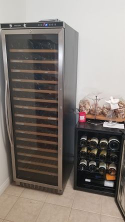 Free Busted(?) Wine Fridge