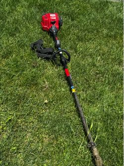 Troy built 2-cycle TB252S weed Trimmer