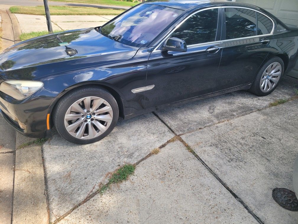 2011 BMW 7 Series