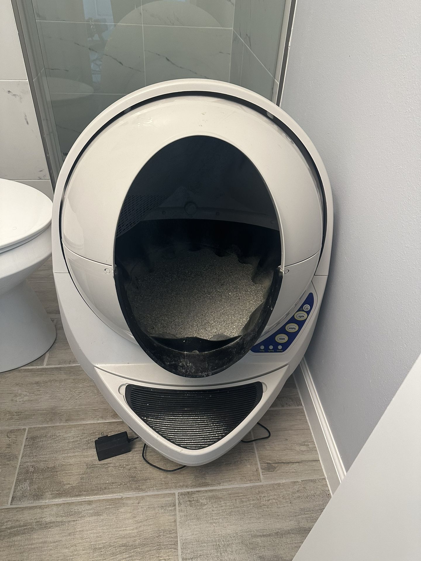 Litter robot