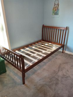 Twin bed frame