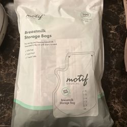 Motif Breastmilk Storage Bags