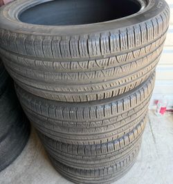Pirellis 265/45/20 60%