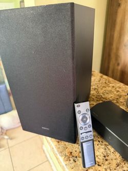 Samsung - HW-B650/ZA 3.1 Channel Soundbar with Wireless Subwoofer, Dolby 5.1 / DTS Virtual:X - Black