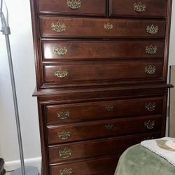 Mahogany Dresser Set, 3 pieces, Perfect condition
