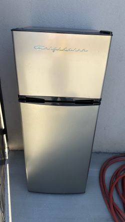 Refrigerator for sale