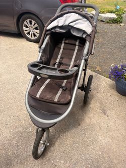 Graco jogging stroller