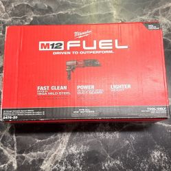 Milwaukee 2476-20 12V Cordless 16 Gauge Variable Speed Nibbler (Tool Only)