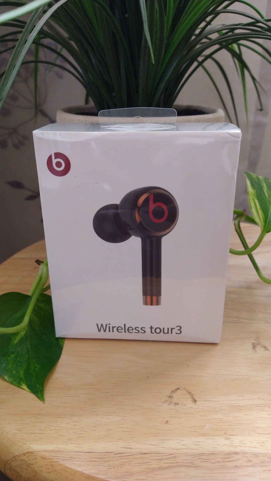 pop up today only black beach wireless earbuds $55 plus shipping Beats by Dre wireless earbuds