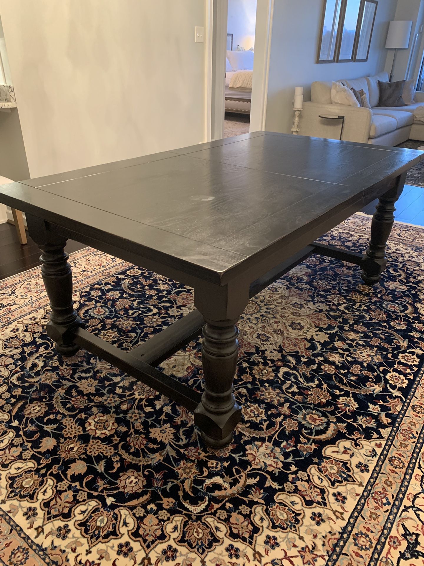 Pottery Barn Dinning Table