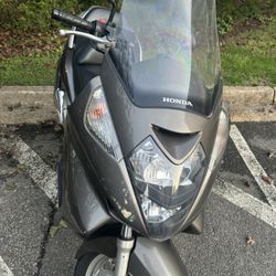 Honda Silverwing 600