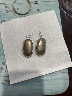 kendra scott earrings 