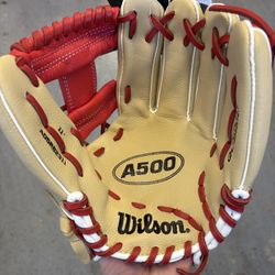 Wilson A500 11” Youth Baseball Glove NWT 