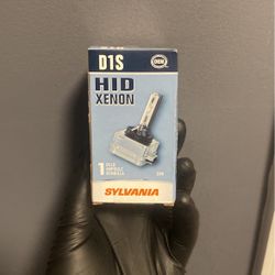 D1S HEADLIGHT BRAND NEW