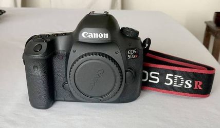Canon 5DSR (5DS R) Camera Body, 50.6MP Resolution, Near Mint, DSLR