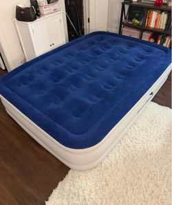 Full sized air mattress