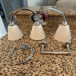 Chrome Bathroom Light & Accessories 