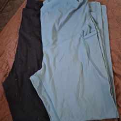 2 Maternity Leggings Size L