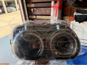 Dodge Challenger Headlight Aassembly