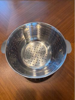 Stainless Steel Pasta Strainer / Colander – Kitchen Drainer