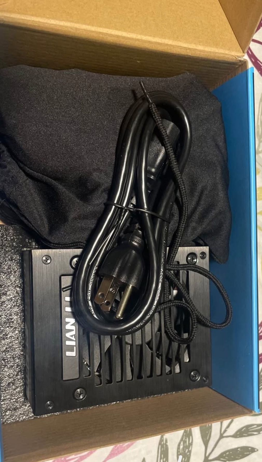 750W power supply