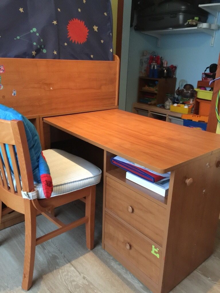 Kid’s High Bed. Twin Size