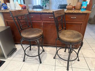 Swivel Bar Stools