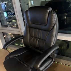 Office & Gaming Chair