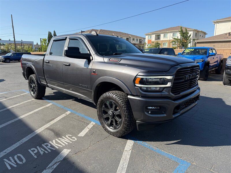 2022 RAM 2500 Laramie Night Edition 6.7 Cummins 4x4, Air Bags