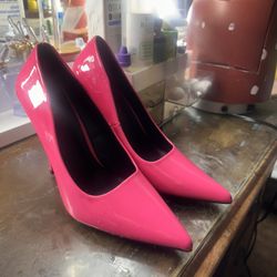 Hot Pink Heels 