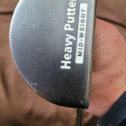 Heavy Putter Mid-Weight Model, Center Shaft, Right Hand, 32"