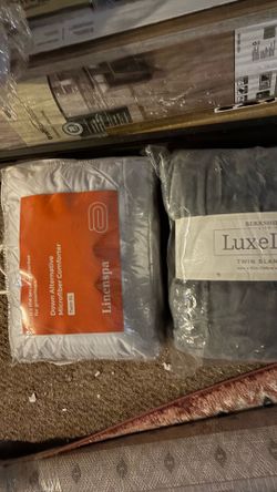 New twin xl comforter and blanket