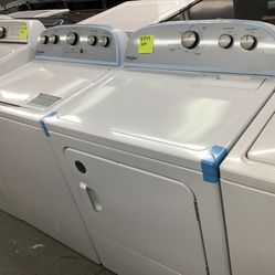 New Scratch And Dent Whirlpool Washer And Dryer Set. 1 Year Warranty 