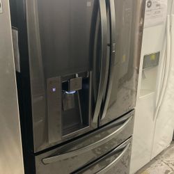 LG 30 Cu Ft Refrigerator