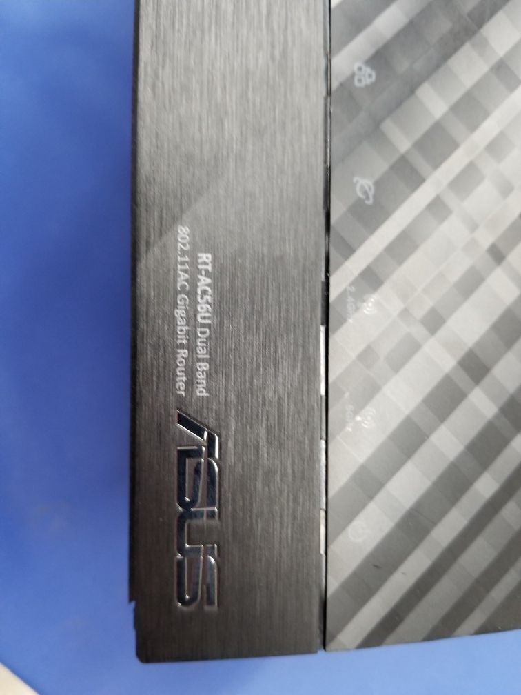 ASUS RT-AC56U gigabit router