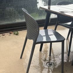 10 Grey Plastic Chairs