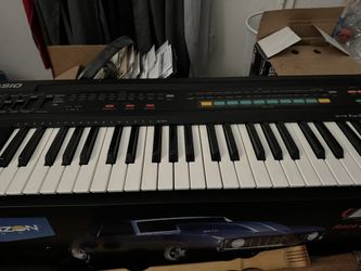Selling Nice Full Casio Keyboard Piano Very Clean Like New