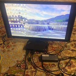 Lenovo Monitor + ThinkPad Dock for Sale