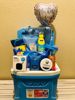 🌻Mother’s Day Luxury Gift Cooler Basket (Beach/Summer Theme)🌻