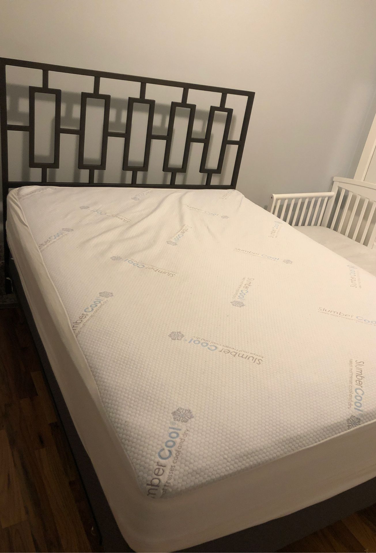 Queen Bed Set [bed frame, headboard,springboard, mattress]