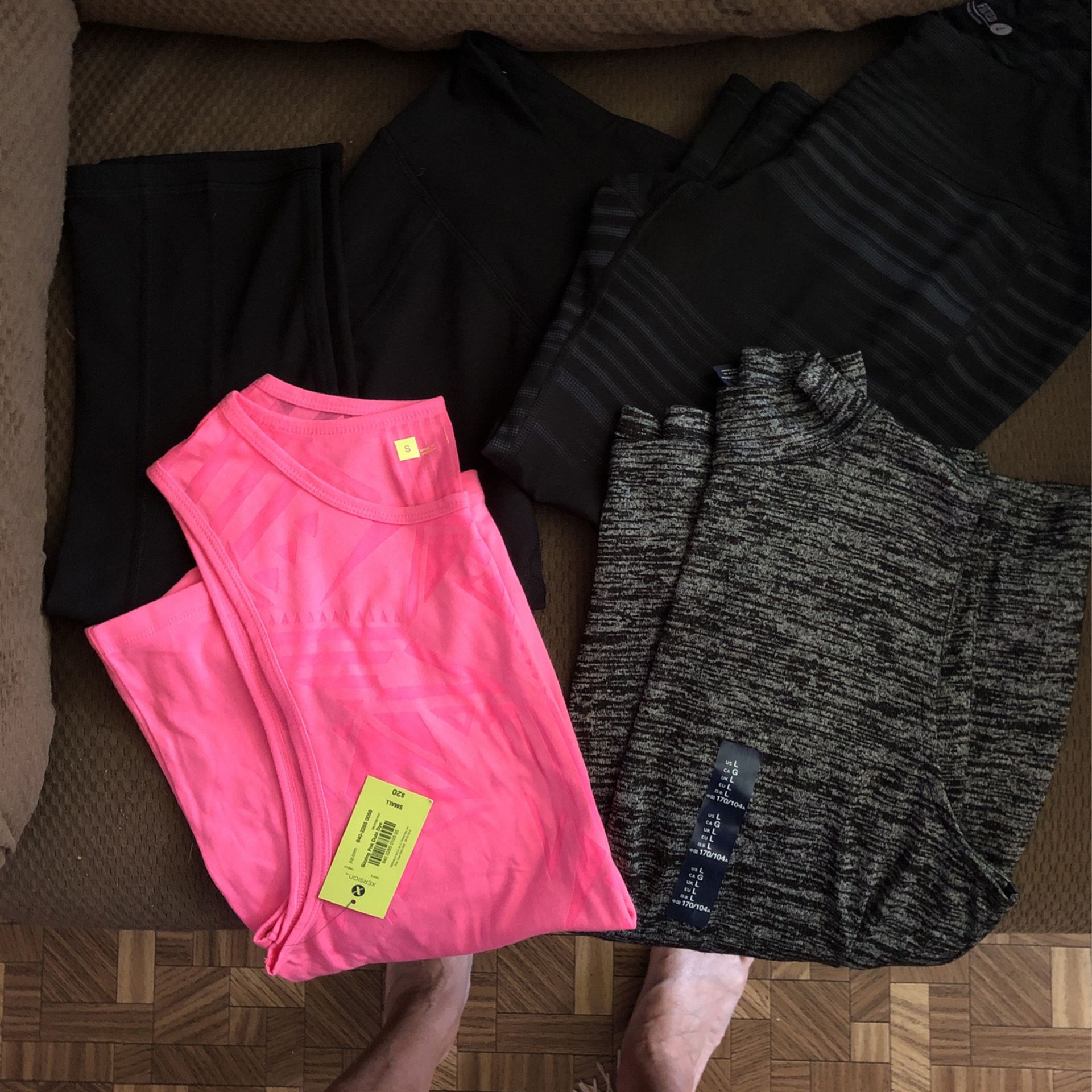2 Exercise  Pants Lg, 2 New Tops 1 Lg , 1 Sm