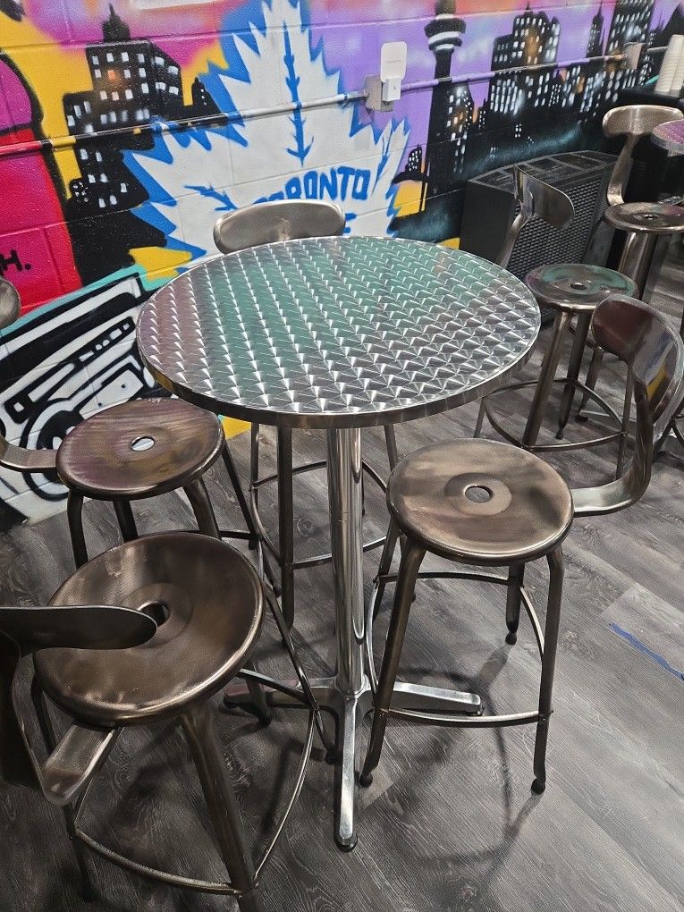 Bar Cocktail Table